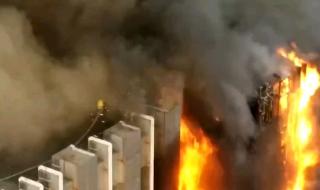 大连一大厦突发大火 大连一大厦突发大火